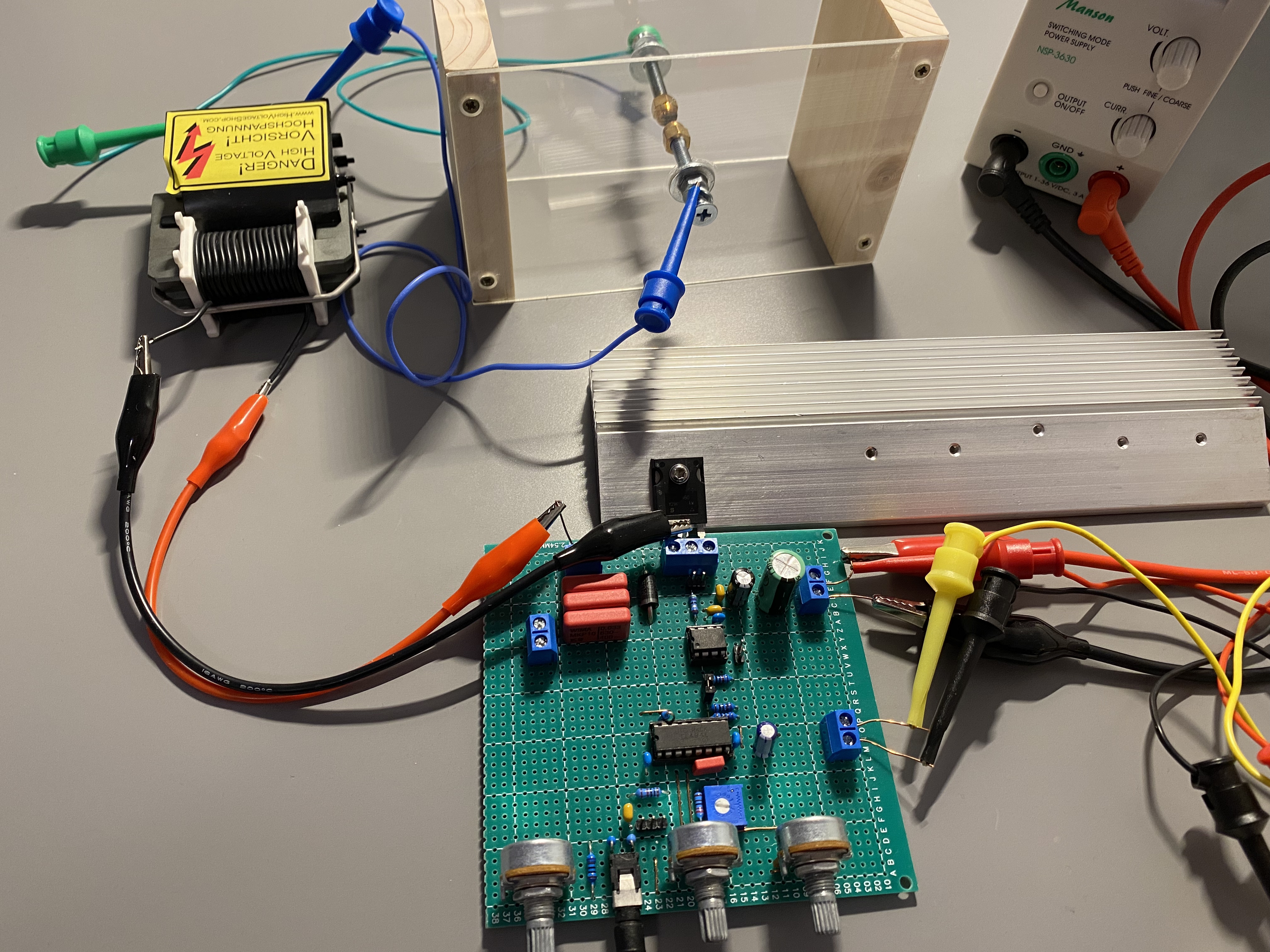 plasmaSpeakerPWM_setup_AC_flyback